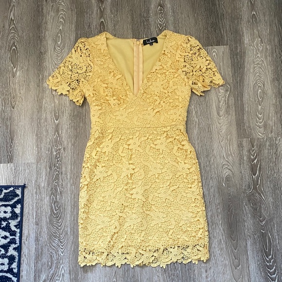 Lulus Dresses & Skirts - Lulu's Yellow Lace Mini Dress